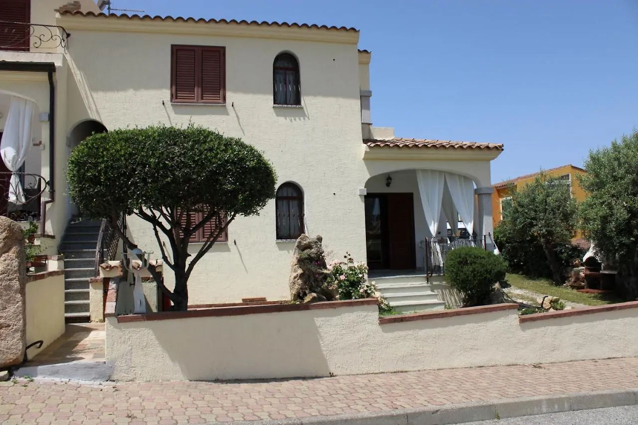 Casa Vacanza Tanaunella Budoni 0*,